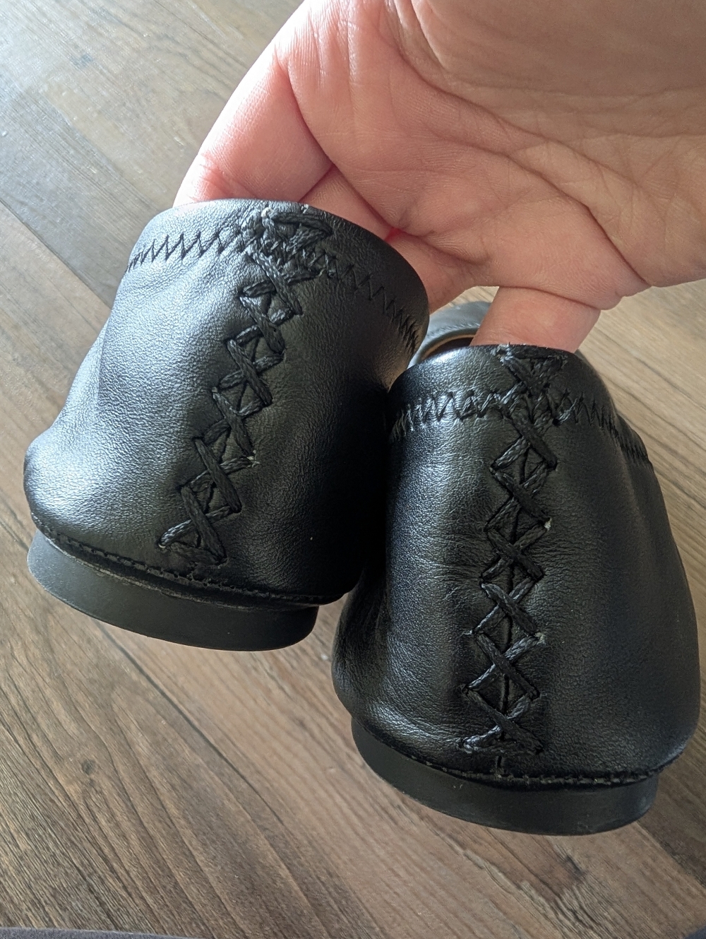 New Lucky Brand Black Flats - Picture 3 of 5